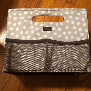 Thirty one fold and file